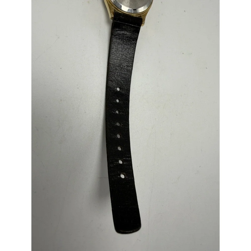Dal-Don Produce Clermont Florida Vintag Manual Wind Works Ladies Watch 28MM 6.7